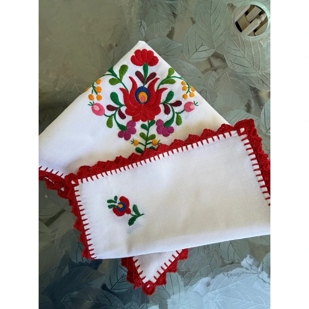Vintage Hungarian Kalocsa Embroidered Tablecloth and Napkin Set White Floral Red